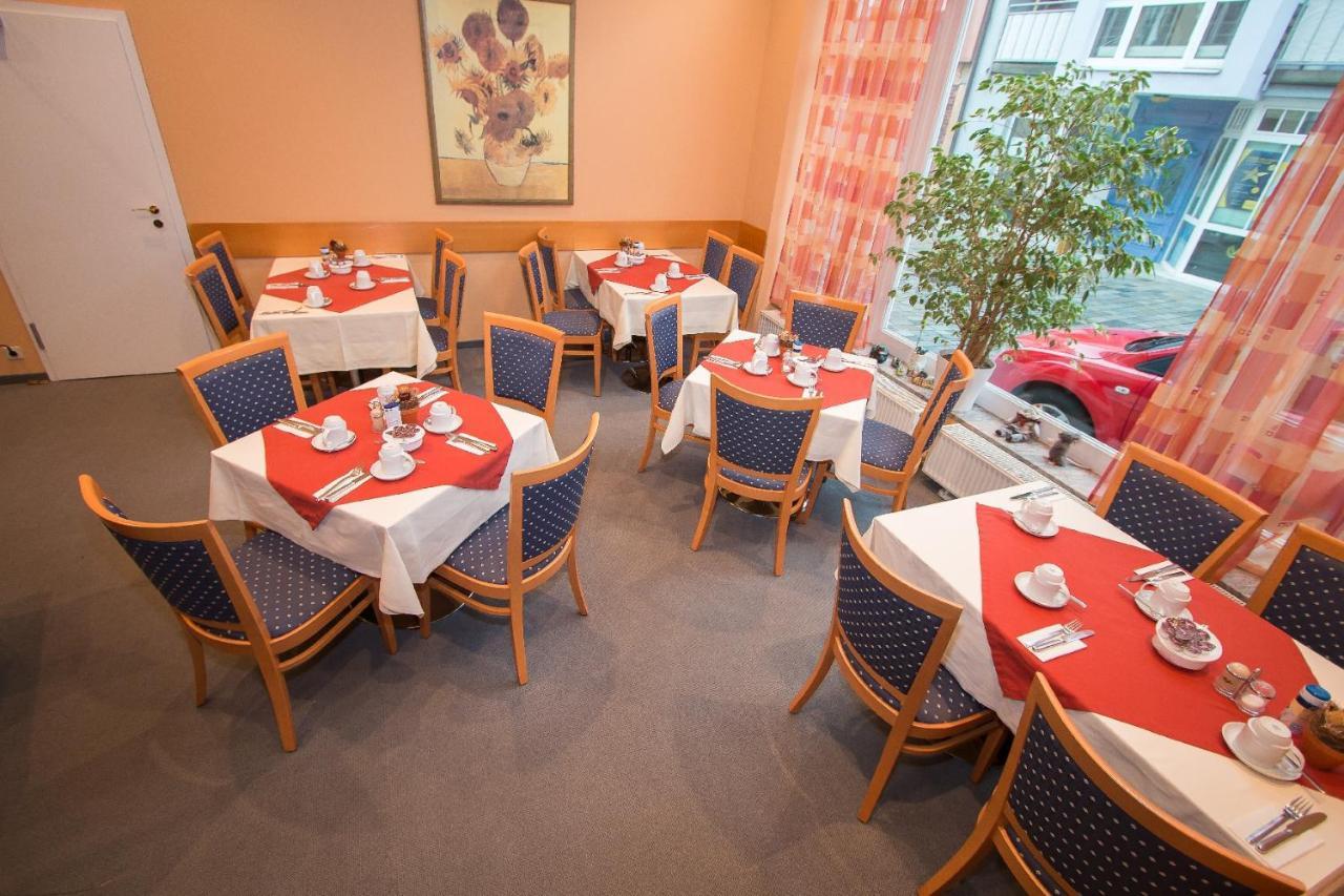 Hotel Garni Am Markt - Businesshotel - Fruehstuecksbuffet - Fahrradabstellplatz - Hunde Willkommen 科堡新城 外观 照片