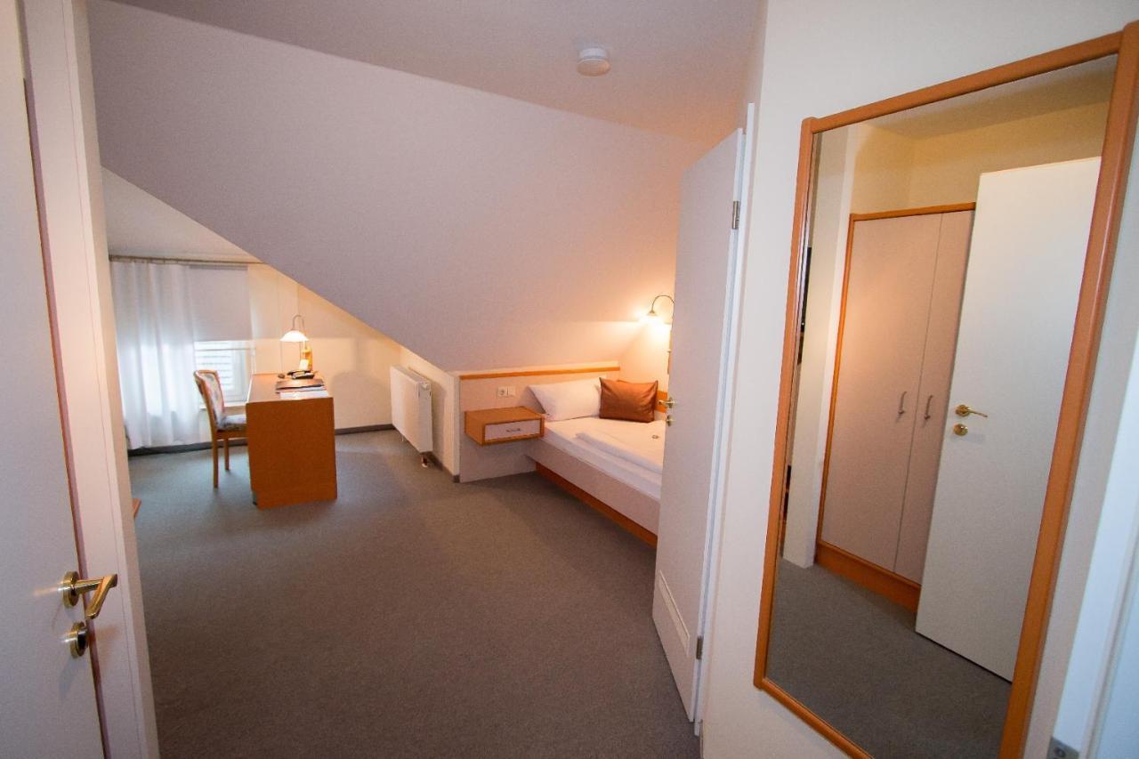 Hotel Garni Am Markt - Businesshotel - Fruehstuecksbuffet - Fahrradabstellplatz - Hunde Willkommen 科堡新城 外观 照片
